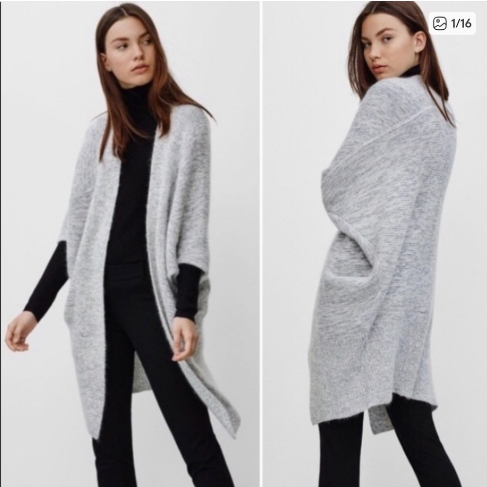 ⭐️Babaton Javier Cardigan❤️Gorgeous